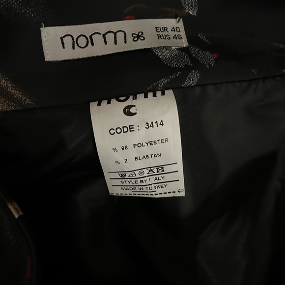 Floral Skirt - Picture 5 of 5